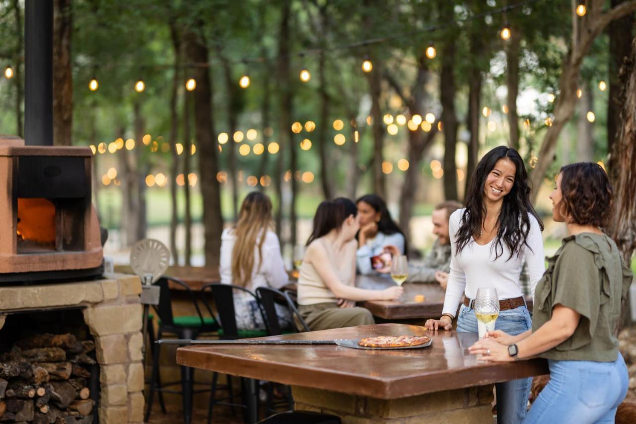 7744 Ranch Glamping Resort Austin Exteriér fotografie