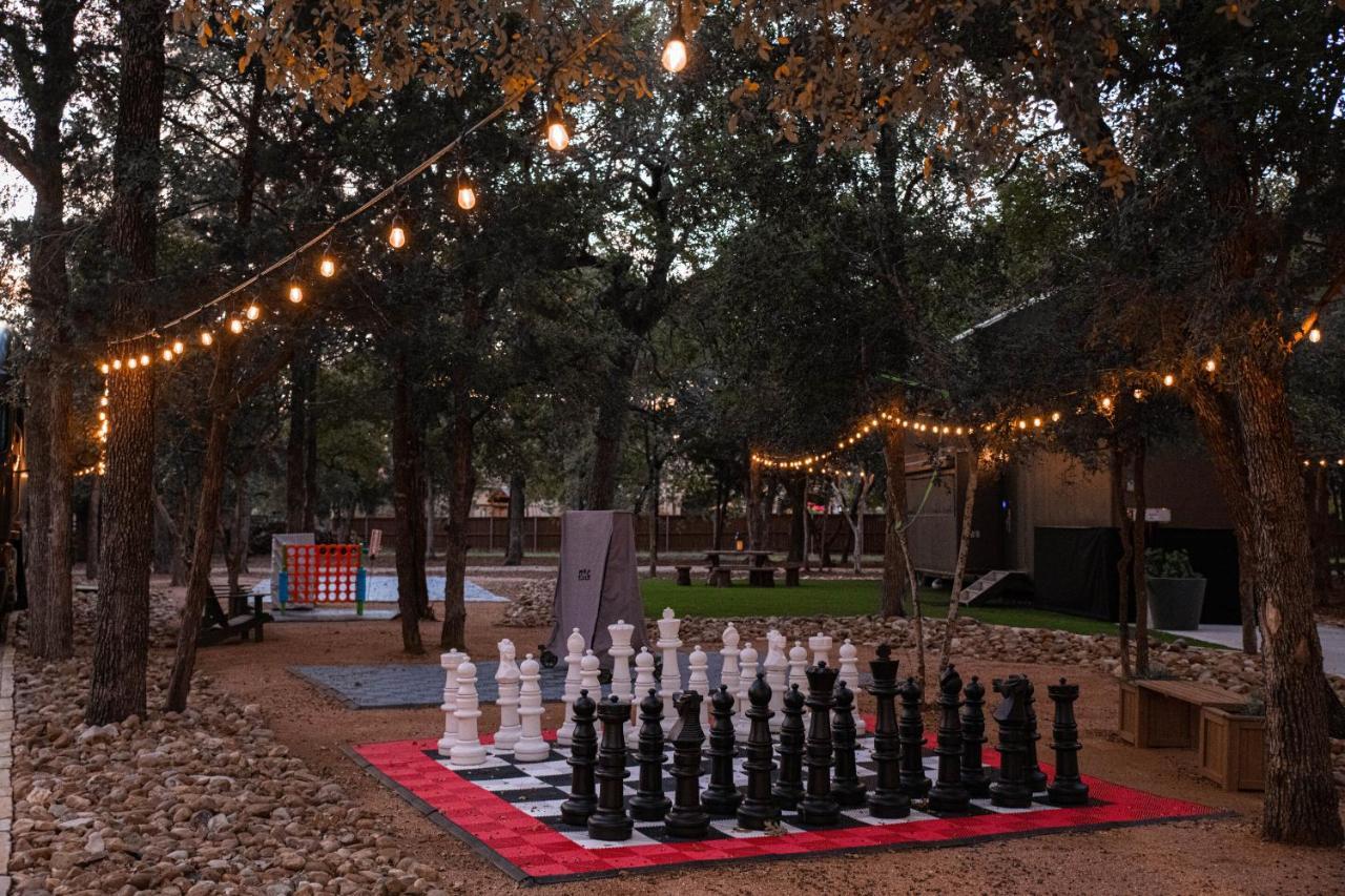 7744 Ranch Glamping Resort Austin Exteriér fotografie